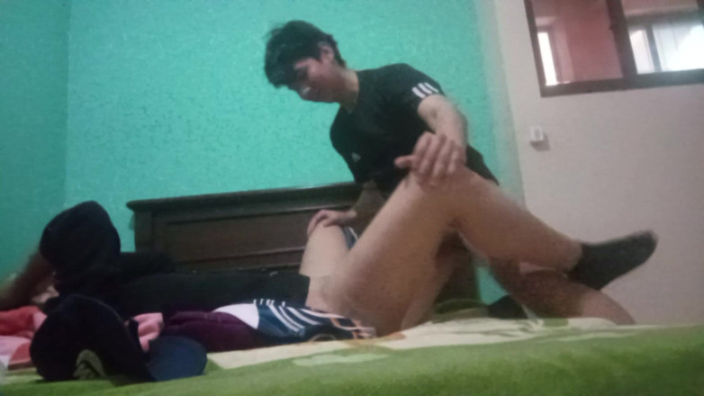 Moo DBOXXX: クリスチャンの友人と私は毎日セックスをしています、彼女は18歳で、今は私のものです