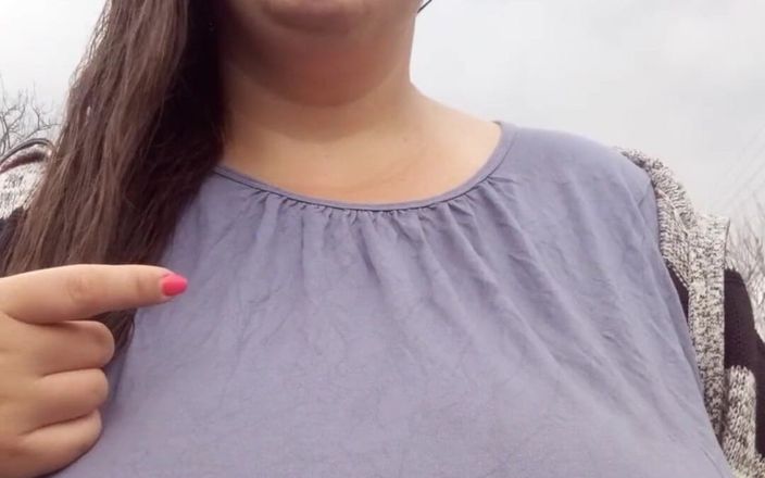 Nina Doll: Ich habe heute ein schwanz-rate-video für ein mitglied gemacht