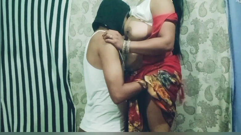 BendableFog5: Uống sữa lớn của chị dâu nóng bỏng và đụ