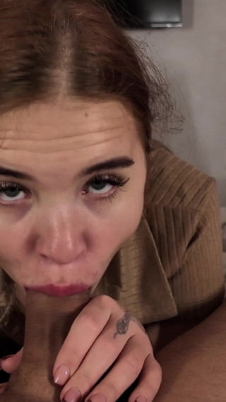 xKeryB: 내 핫한 의붓아들과 바람을 피우다