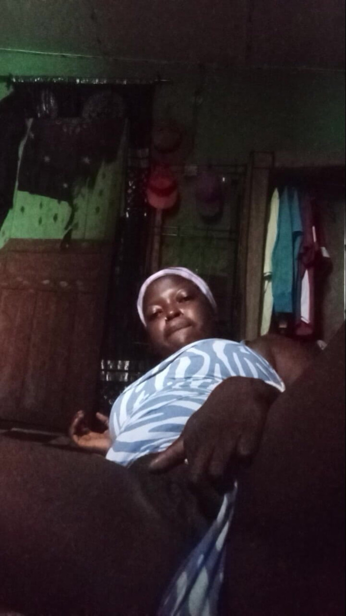 vickybanky009: Doce buceta