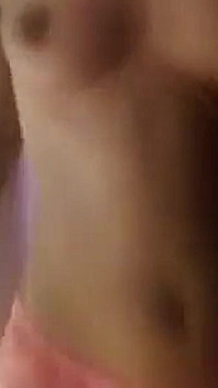 Mostrando Mi Clítoris