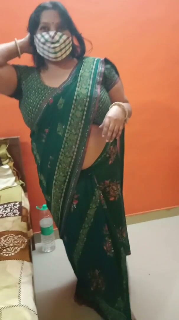 unwelcomeland: Deshi Gand Deshi Bur Deshi Chut Deshi Bhosada