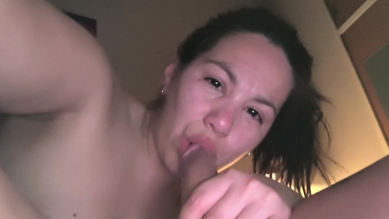 Meretblack: Hluboké hrdlo se slintáním a POV slzami