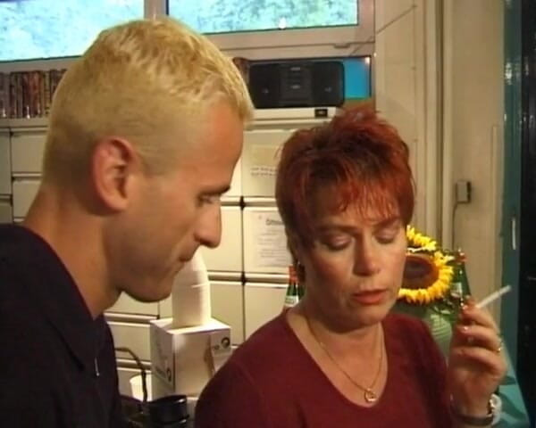 Busty German Sluts: นมยักษ์สาวเยอรมัน MILF โดนเย็ดหีในร้านเซ็กส์ช็อป