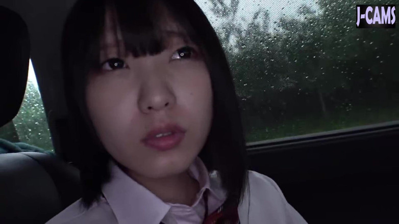 J-Cams: Appuntamento cosplay. Ragazza timida in un'audace passeggiata all'aperto parte 1