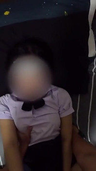 Chica universitaria tailandesa me chupó seco