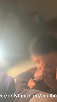 그들은 항상 보넷 머리가 다른 명중 말한다. 하드코어 자지를 빨아주는 거유 밀프