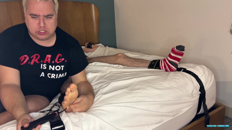 Ticklish Chubs: Tklfest 2023: Spiritmonkey Związany i łaskocze