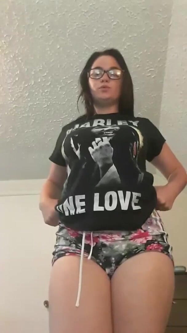Jojohotfire: Stepfather is ready to eat stepdaughter's ass