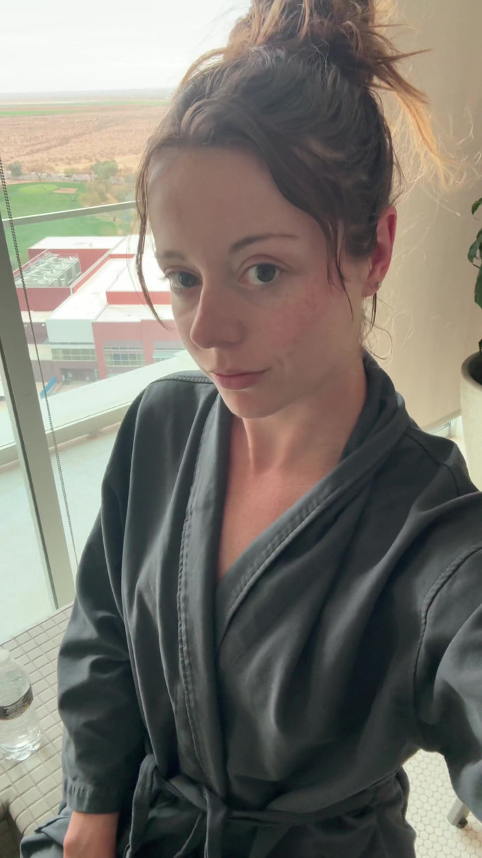 Nadia Foxx: Orgasme au spa