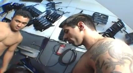 Hot Pornstars: Motociclistas com tesão dp gangbang uma garota gostosa