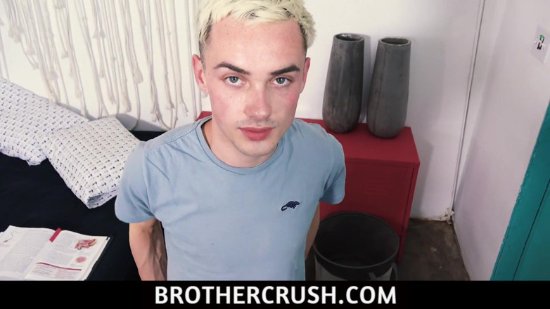 Brother Crush: Big stepbro helps teen Joe Ex with getting to know...