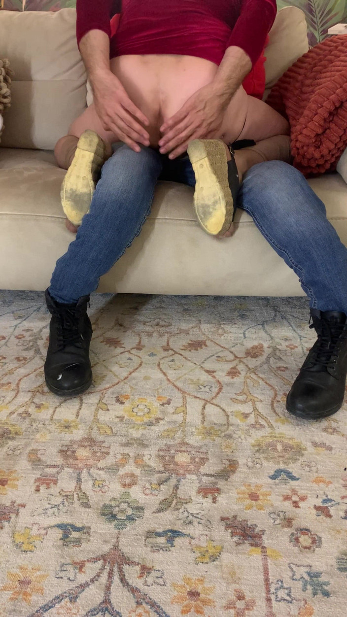 cd_aysemmm: La prima esperienza sessuale del mio figliastro