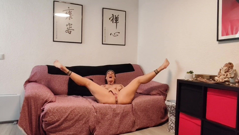 Danaxmuscles: Un buon hard fuck di danaxmuscles e mikexmoreno
