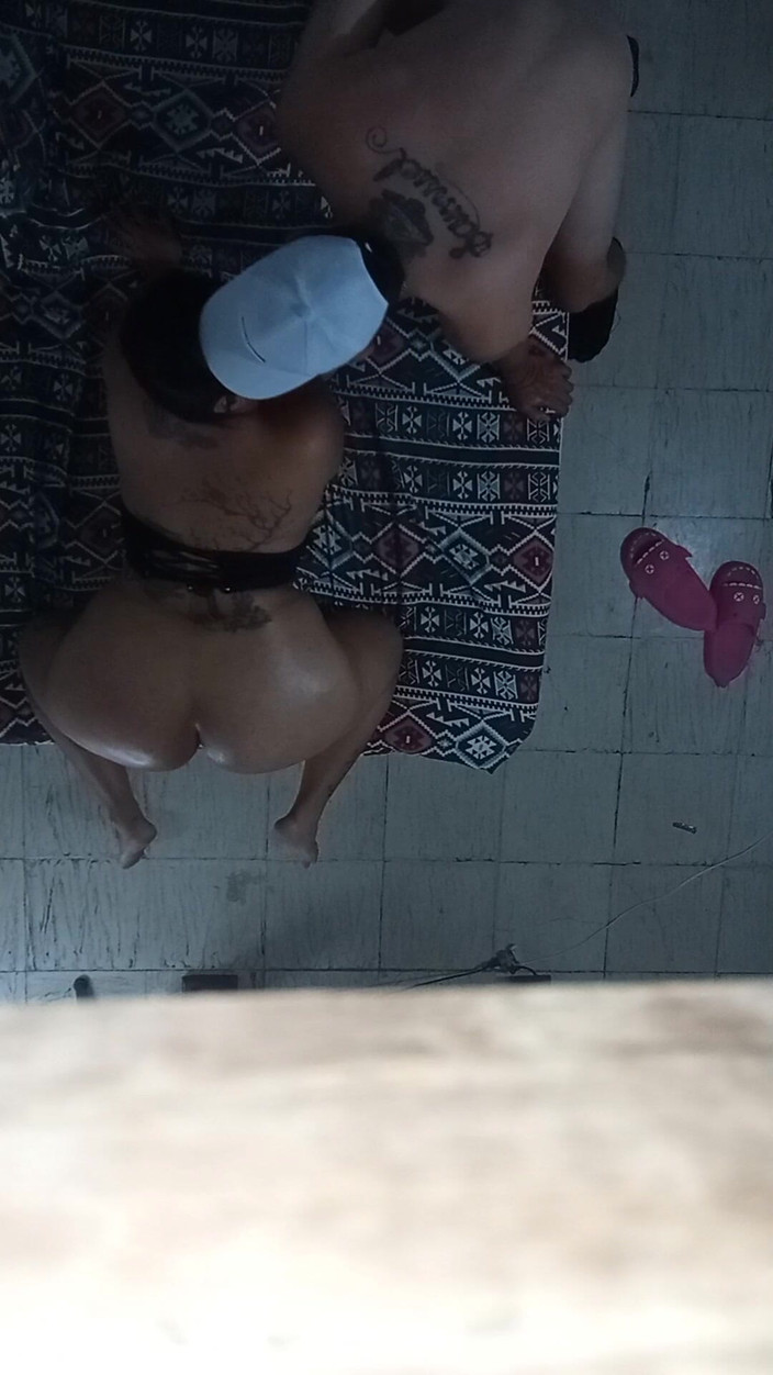 Monozion: Opravdový domácí s nevěrnou mexickou ženou s velkým zadkem