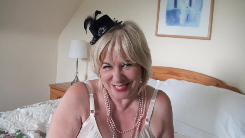 Dirty Doctors Clips: A good fucking with busty blonde mature