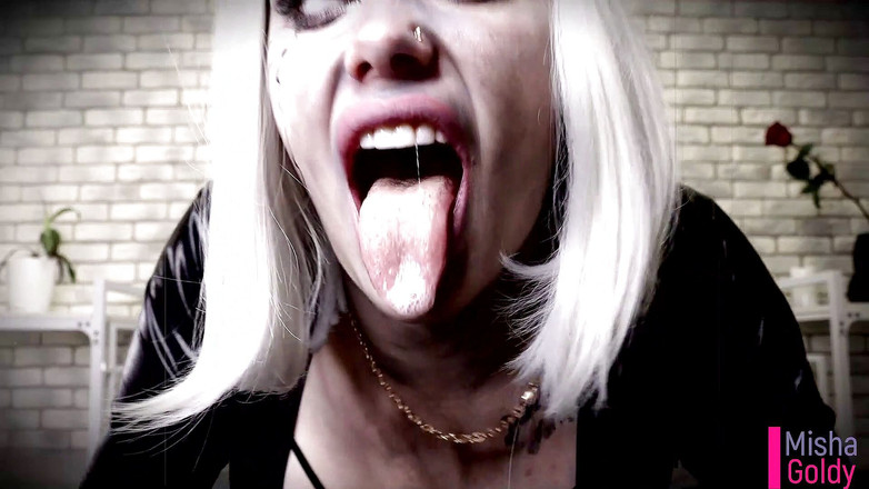 Goddess Misha Goldy: Podmiot z innego świata stworzy własne piekło za pomocą twoich załamań!