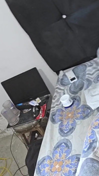 Üvey kızımın götü çok güzel ve yarağımı içine almak çok iyi hissettiriyor
