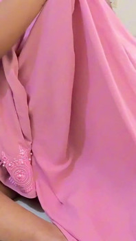 Arab Big Ass Hot Stepmom Stuck Under Bed Now She Want Anal Fuck From Stepson - Muslim Sex Video