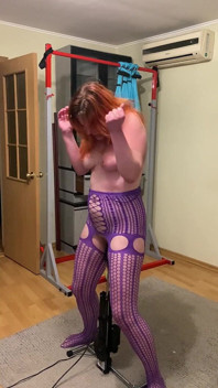 BDSM s tvrdým fackováním, dechovou hra a třesoucí se orgasmy