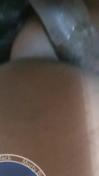 彼女のケツの穴を開けて見せる