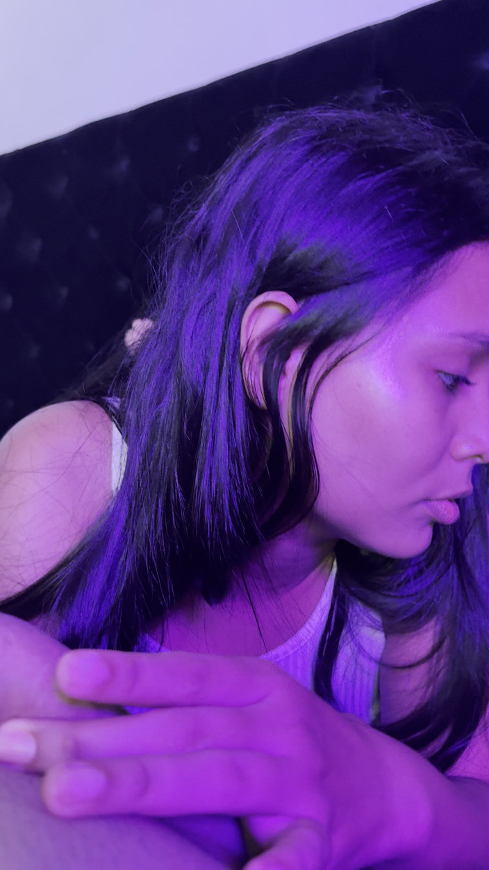 EMY_AND_JONH: こんなに欲望に吸われたことはありますか?