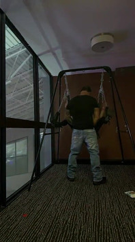 Ambos os tipos de swinging são divertidos. Estúdio Rizin