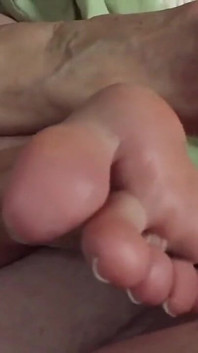 Real GILF Granny Stepaunt JOI While I Jack off on Her Feet Footjob