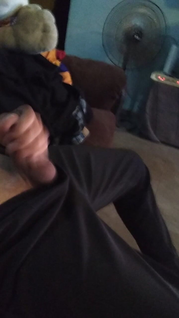 AlexAlejandro13: můj penis a podívej se na můj obličej