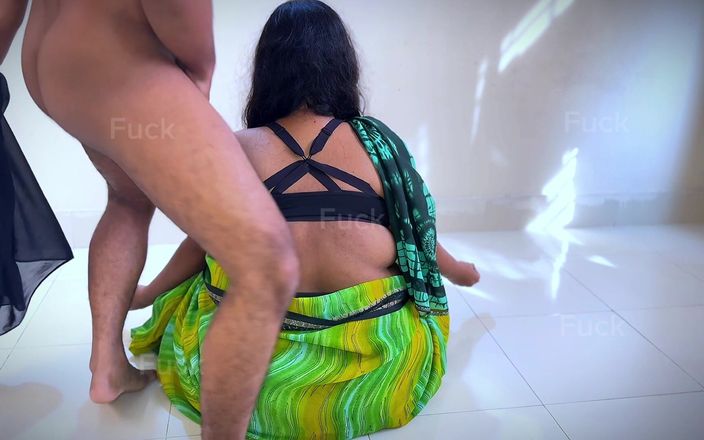 Aria Mia: Fick indische heiße stiefmutter beim yoga