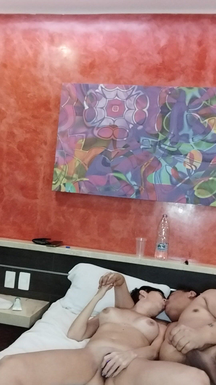 MaturecoupleVe: Útěk do hotelu, který má skvělý sex