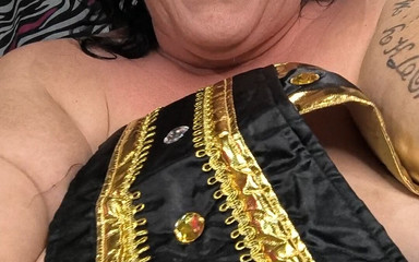 HerculesnVENUS: Sous ses flasques, seins flasques, éjacule sur ses seins