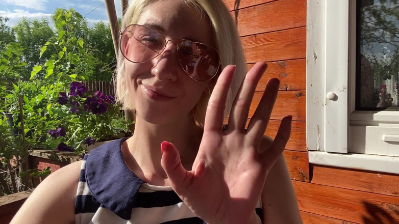 Cuteblonde666: Smoking outside showing my hairy pussy