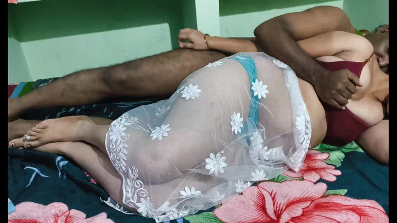 Sexy sindu: XXX Desi Indian Wife Fucks Her Boyfriend