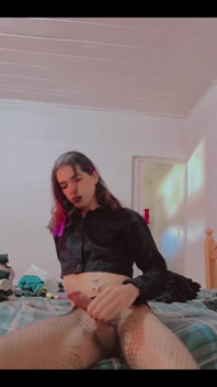 Masturbating Nicely