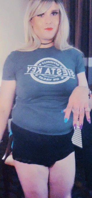 Darkfetish2k: Blonde Sissy Smoking Long White 120's