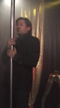 Stacey viene scopata per una cattiva performance