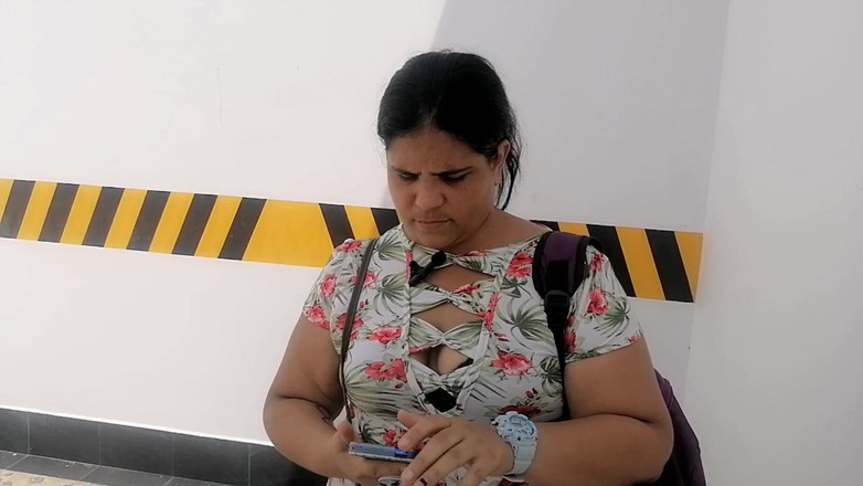 Adribella69: Pasierb i macocha wchodzą do pokoju hotelowego i dostać jej...