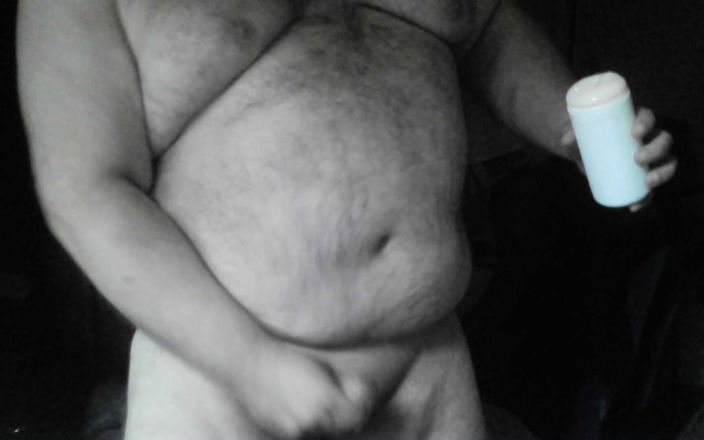 Jerking Perv: Me follo un coño falso y me pajeo la polla...