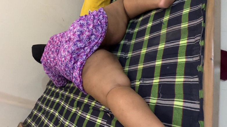 Aria Mia: Big Ass Like Fat Pig Hot Stepmom Bed Share with...