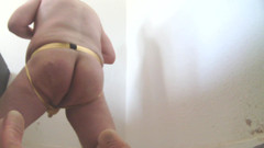 chris352800: Ukazuji ti můj zadek