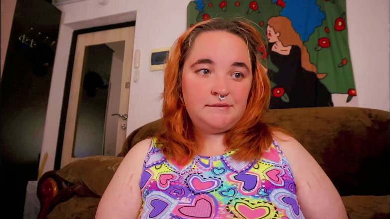 AssGives: Gigant cię zjada