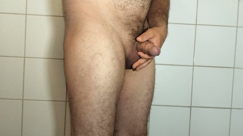 Uhri: Masturbation on Bathroom