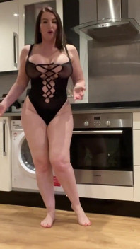 Stepmom's Oiled up Ass Never Felt as Good!!