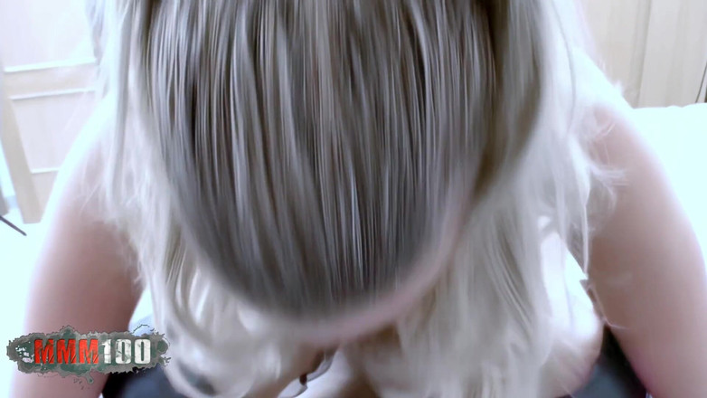 MMM100: 엘렉트라: 일렉트라, 침대에서 따먹히는 자연의 거유 금발