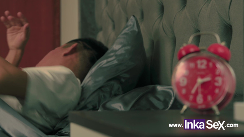 Inka Sex: MILF Ninfomaníaca Madrasta Me Fode Todas as Noites Em Segredo...