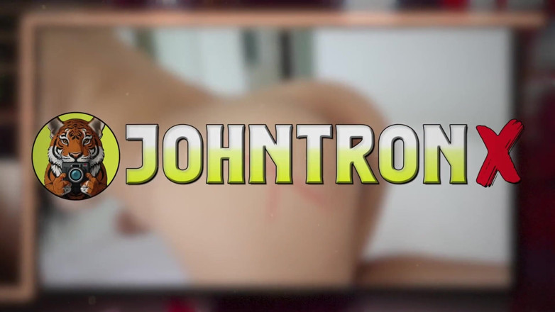 John Tron X: Johntronx - น้ำนมไหล เย็ดโหดกับสาวเซ็กซี่ - ทั้งหมดในคลิปเดียว