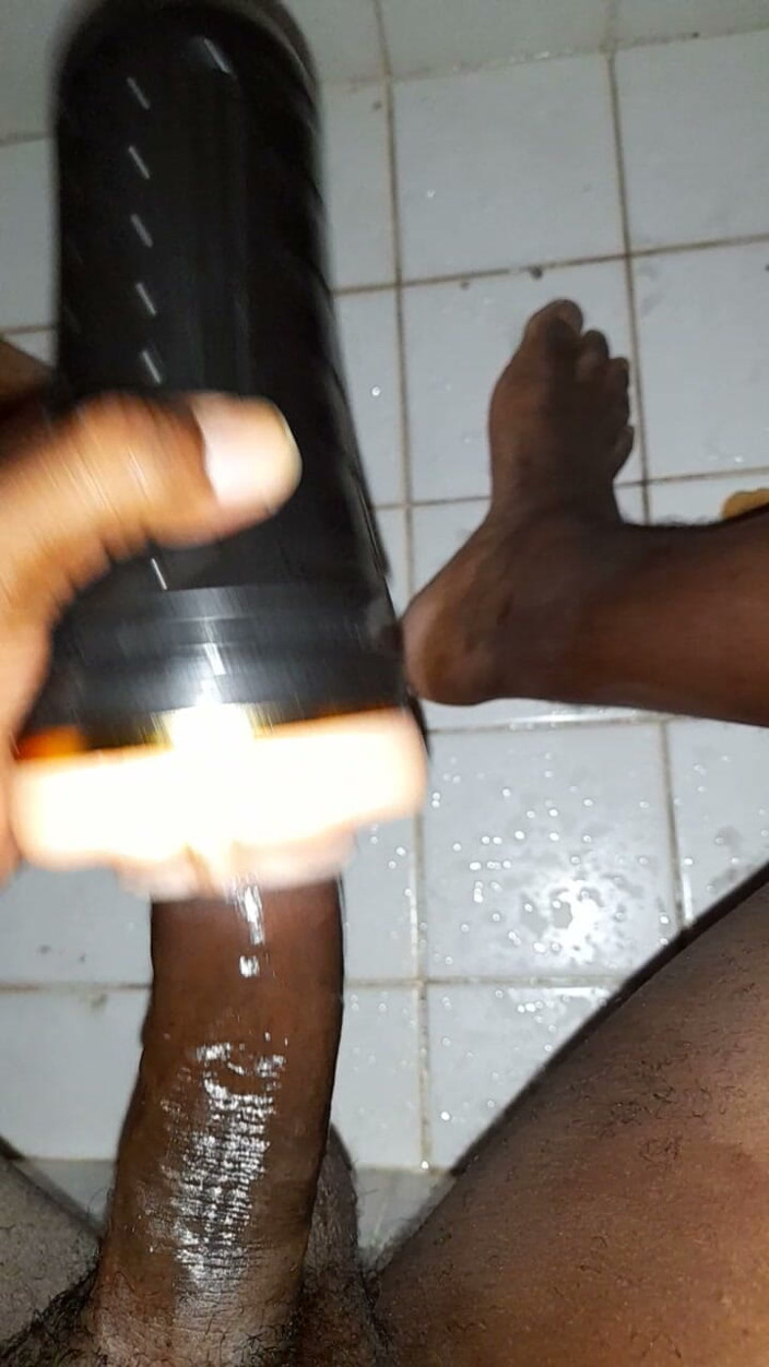 Islandvibes69: Jerking off S12 Ep10
