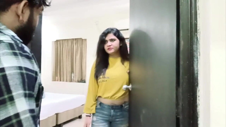 Anjalisingh_sexy: Een Desi-huisvrouw onderwde zichzelf aan haar ex-vriend
